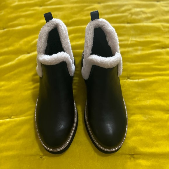 Yellow Box Korena Boot - Picture 4 of 5